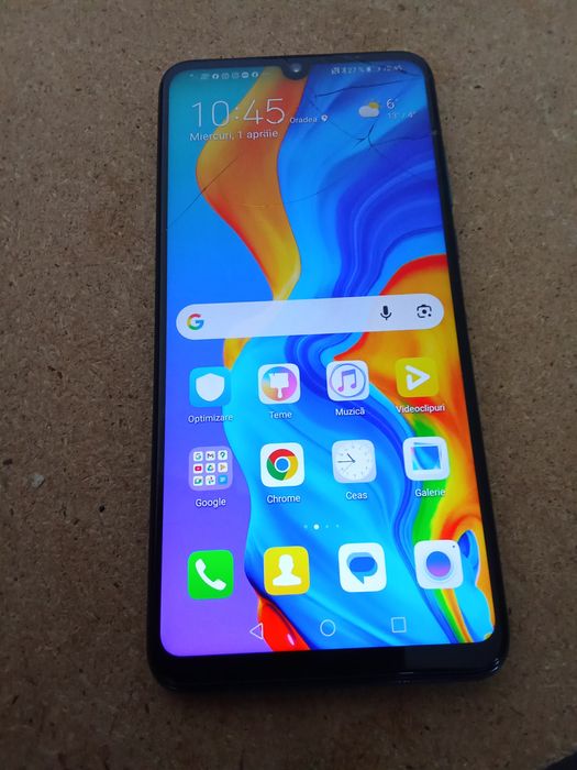 Vând huwaei P 30 lite