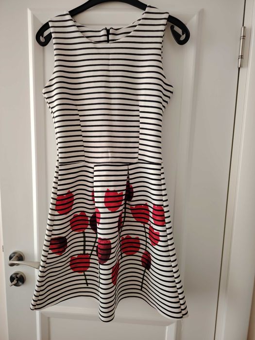 Лот от рокли H&M, Reserved, Amisu