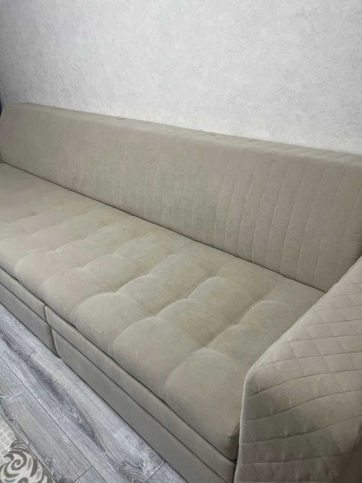 Продам диван 3,5 метра