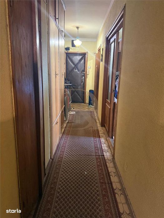 Centru Civic - A . Panu (Judecatorie) , 3 camere  2 bai  76 mp