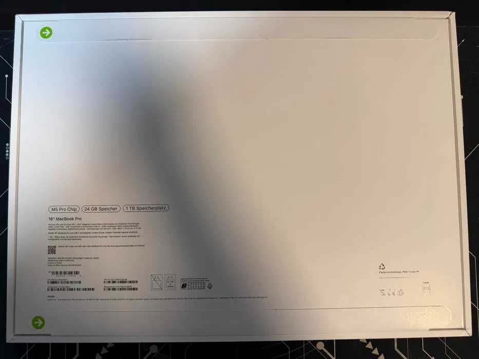 MacBook Pro 16 / M5 PRO / 24GB RAM / 1TB SSD / NOU / MDM * Krom Amanet Margeanului *