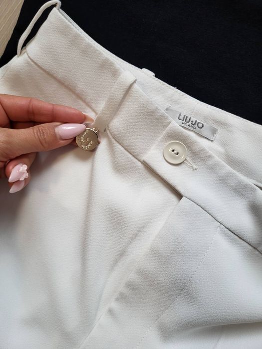 Сетове , тениски на  Guess и Liu jo