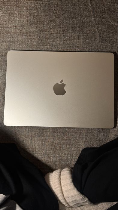 Прдом практический новый  Macbook Air