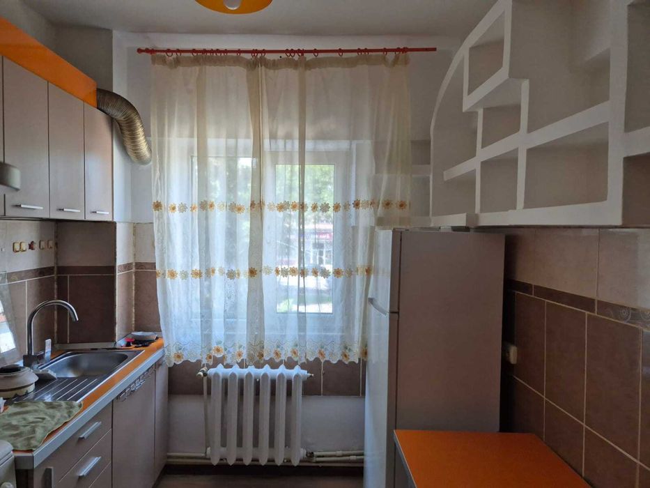 Aparatament 2 Camere de Inchiriat in Slobozia