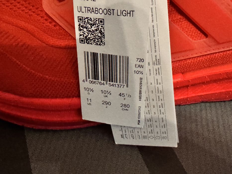 Adidas UltraBoost Light 23