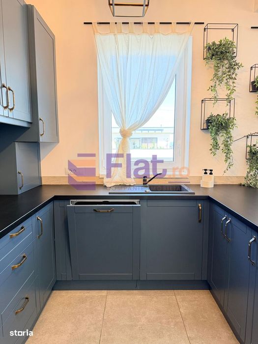 Penthouse de închiriat | 2 camere | Coresi – Tractorul | Terasă 50 mp