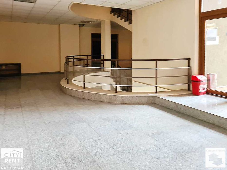 111422 Светъл южен офис под наем близо до центъра на Велико Търново