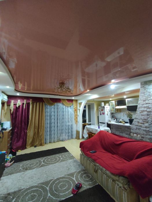 Продам 3-х комн квартиру в 4 мкр