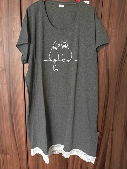 Дамски Нощници с  къс ръкав различни номера