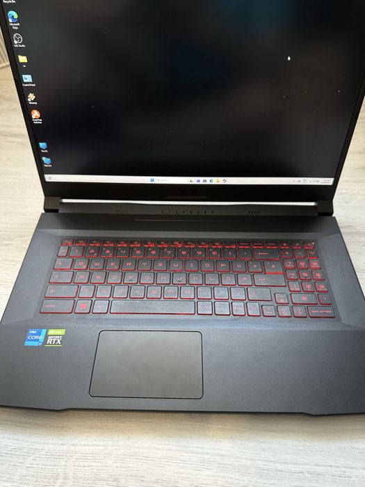 Laptop Gaming MSI Katana GF76 17.3inch , i7-11800H, RTX 3060, 16GB Ram ,144Hz