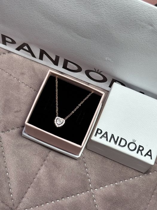 Colier Pandora placat cu aur roz