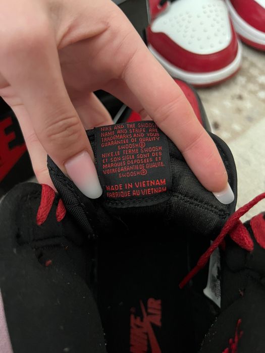 Jordan 1 High OG Bred-uri