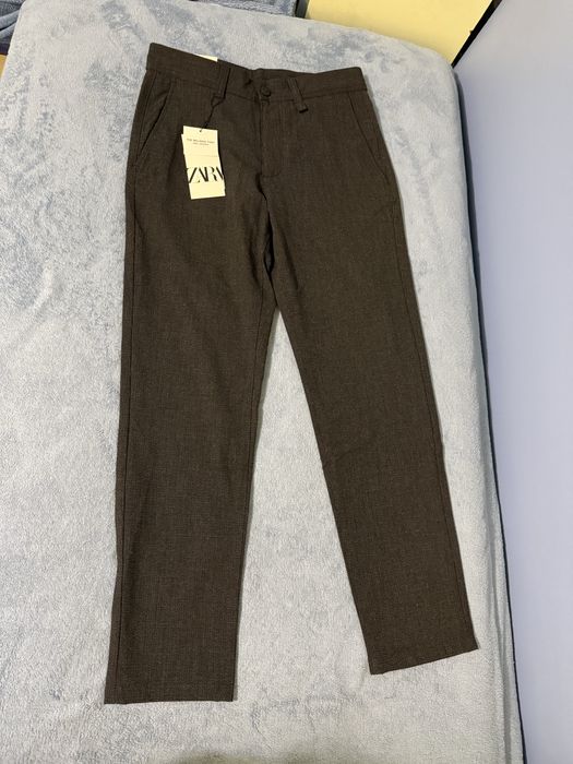 Мъжки дънки на Teodor и панталон на Zara