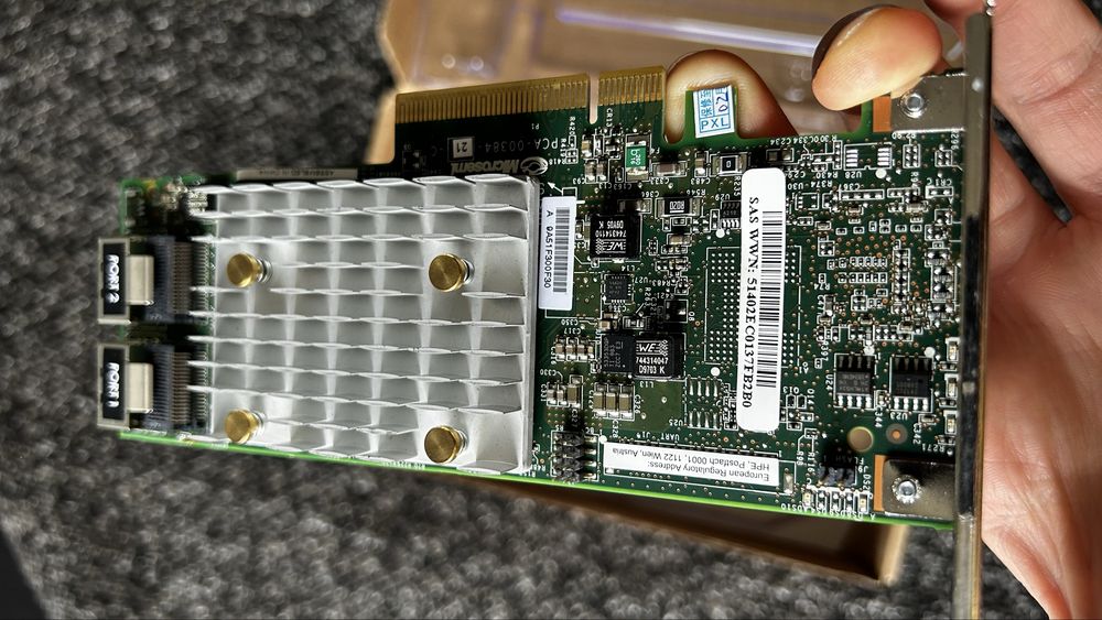 HPE Smart Array E208i-p SR gen10 controller