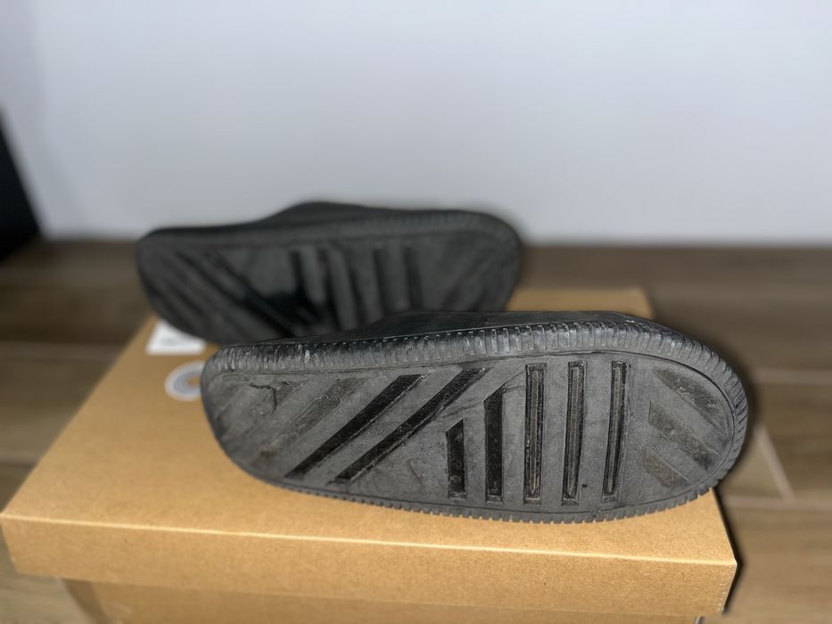 Nike calm 2.0.