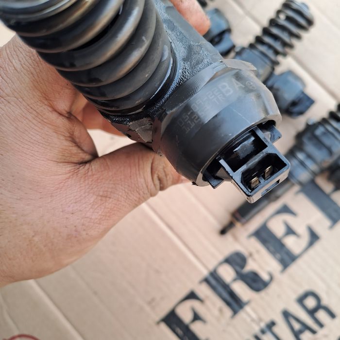 Injectoare vw Passat b 6 1.9 TDI BKC BXE BLS in stare buna de 
Volksw