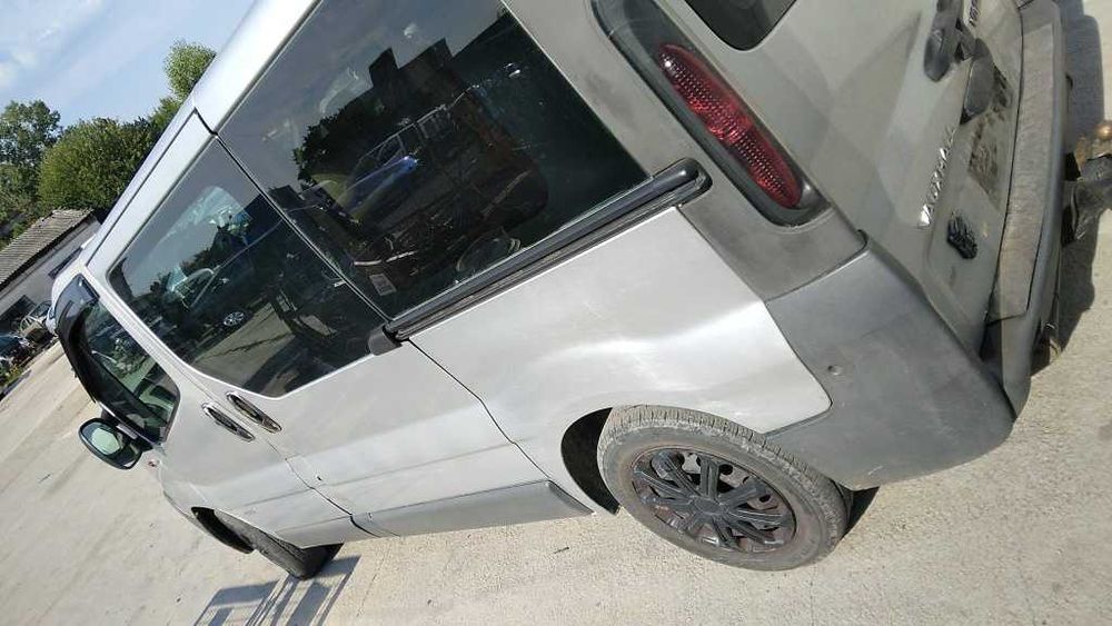 Usi laterale STANGA/DREAPTA RENAULT TRAFIC 2011 - pret per bucata