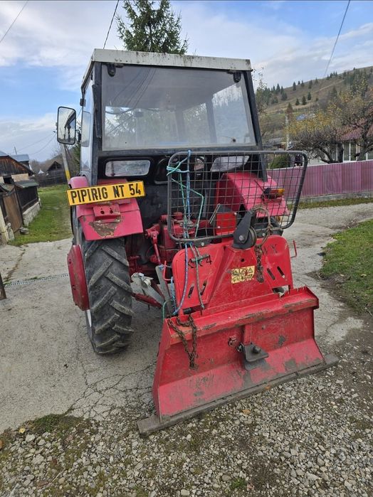 Tractor international 533