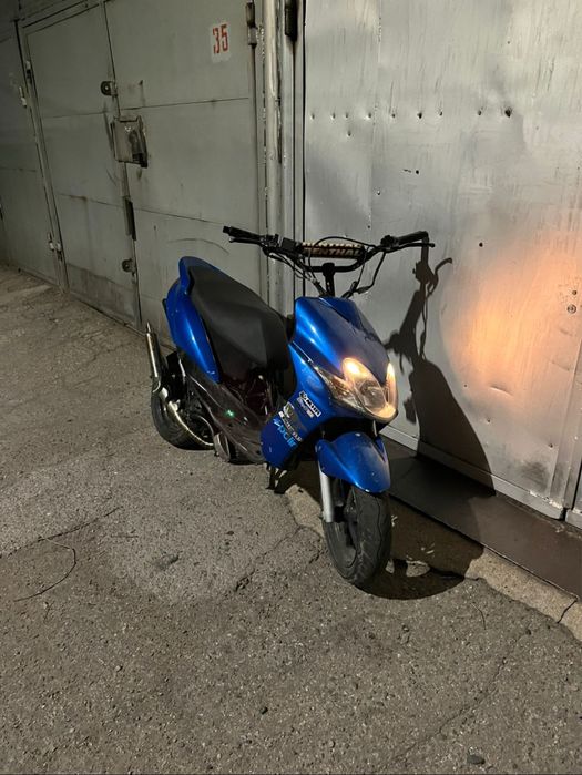 Продам скутер Yamaha RR