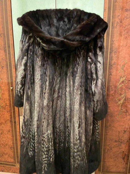 Шуба норковая с капюшоном