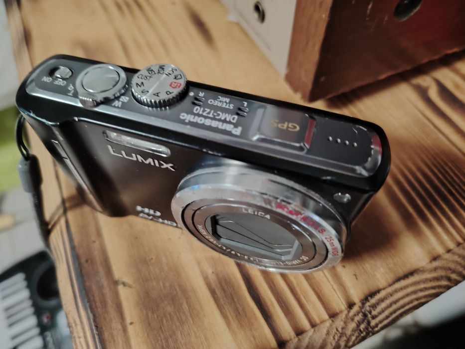 Aparat foto Panasonic Lumix TZ10