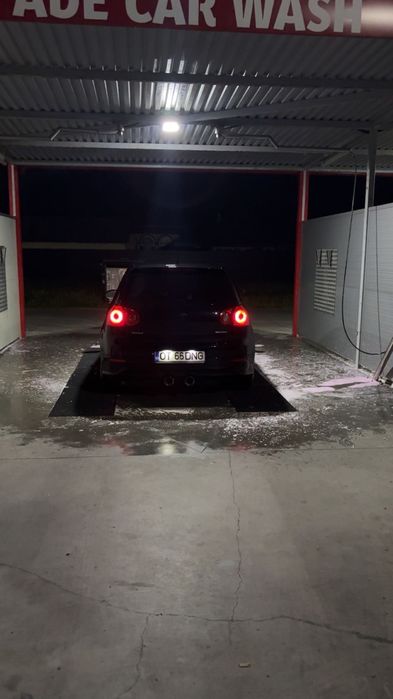 Volkswagen Golf  V - 1.9 TDI 2009 (pachet GTI)