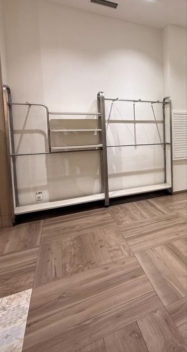 Mobilier din inox