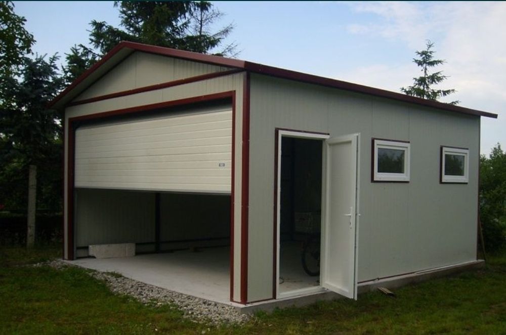 Garaje auto pe structura metalica