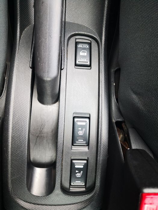 Nissan Micra 2005 , 1240 cm benzină 80 Cp. Sau schimb cu Moto.