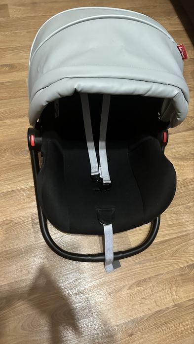 Автолюлька автокресло