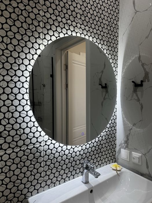 Зеркало с подсветкой