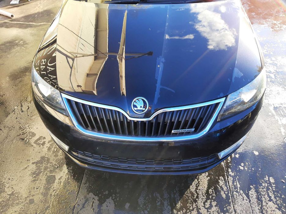 dezmembrez skoda rapid cod motor CAYC/usa fata rapid/hayon rapid/usa