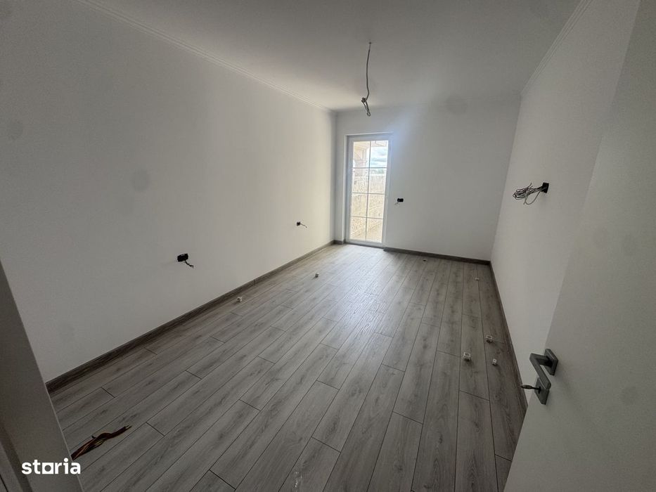 Duplex 3 Camere - 88 mp Utili | Teren 380 mp | Mosnita Noua