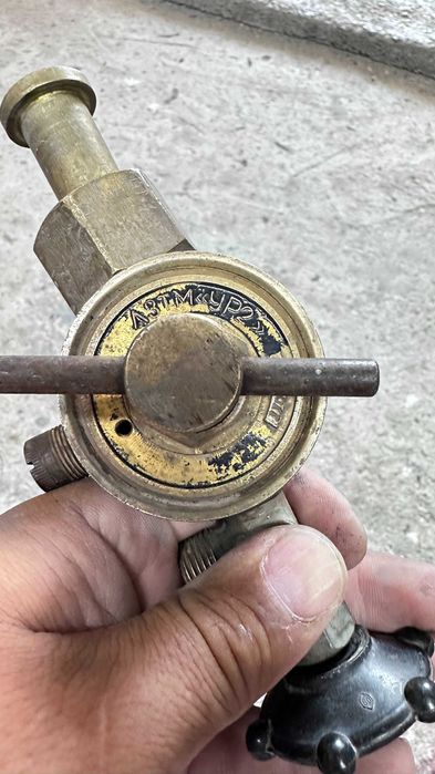 Продам латунный редуктор для газовых систем