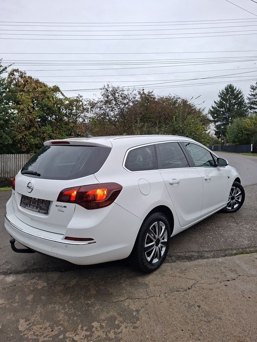 Opel Astra J Facelift