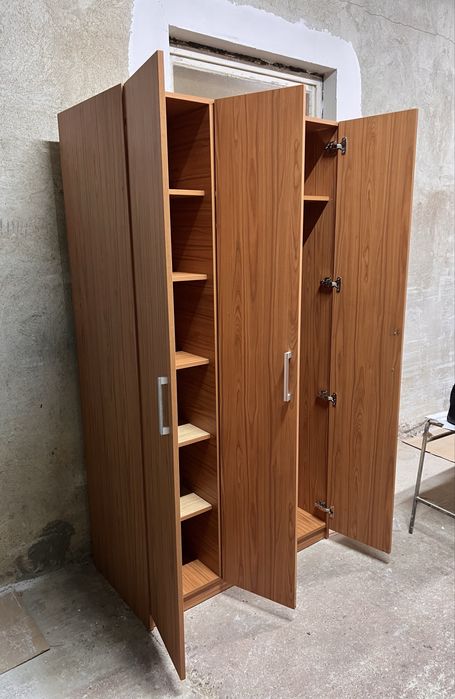 Dulap garderobă NOU făcut la comandă, închidere soft