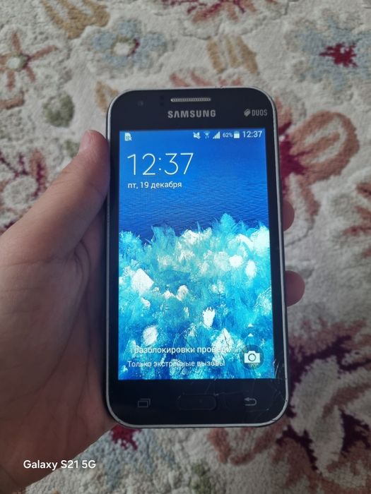 Самсунг j1 продам