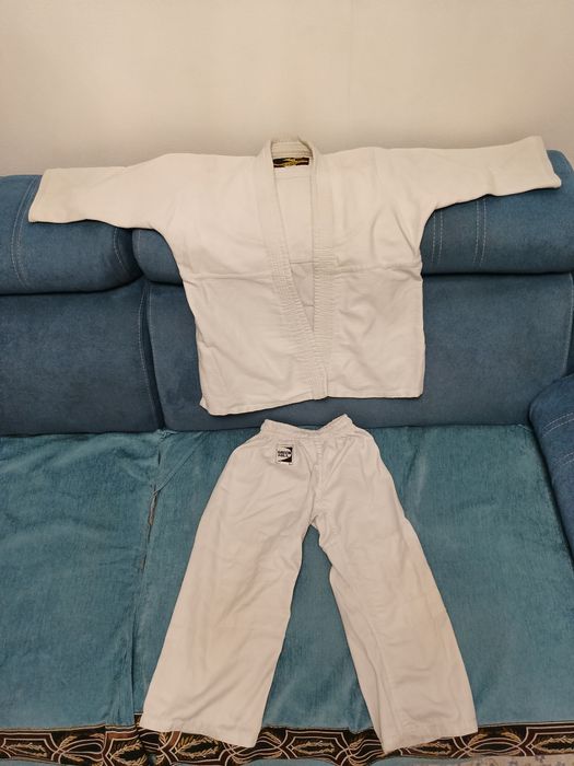 Кимоно для дзюдо на 7-8 лет