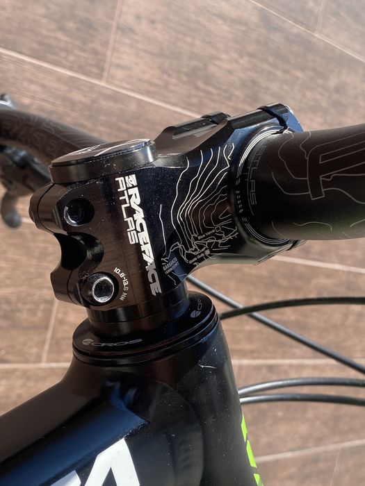 YT Capra 27,5 L отлично