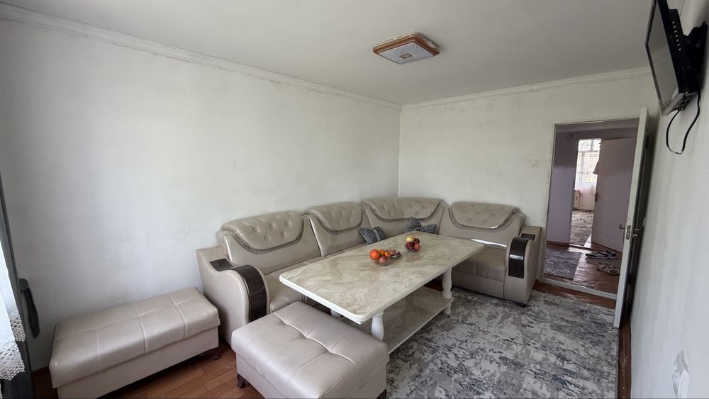 Мархабо.Сдаётся 2х комнатная квартира. 14-Школа