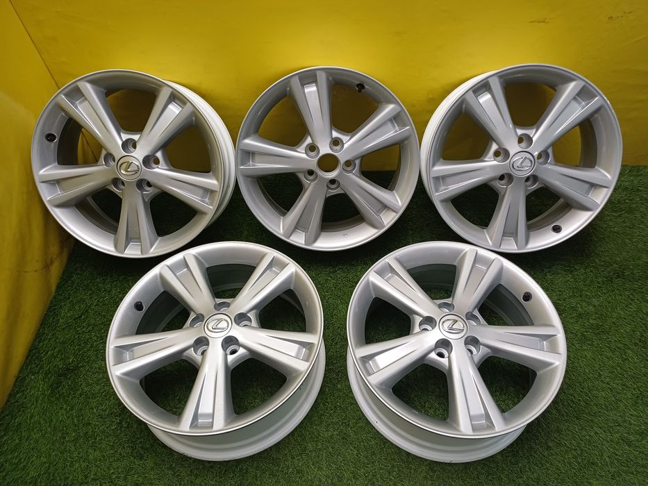 Диски R18 5x114.3 на Lexus и другие.
