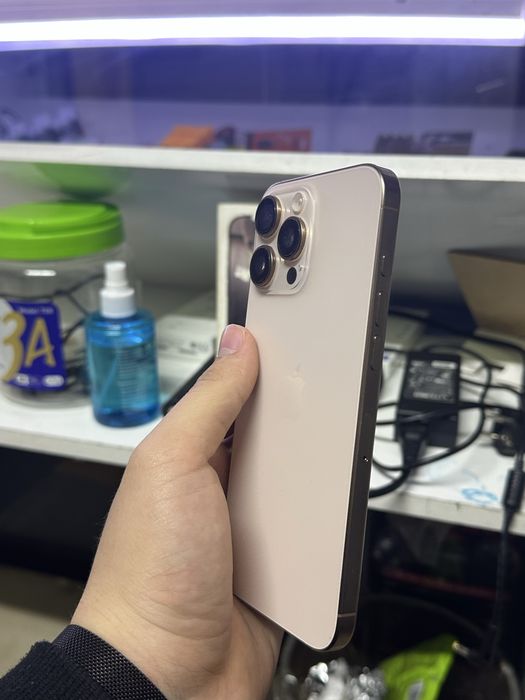 iPhone 16 Pro Max в идеальном состоянии