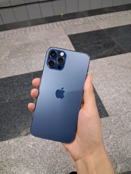 Iphone 12 pro blue