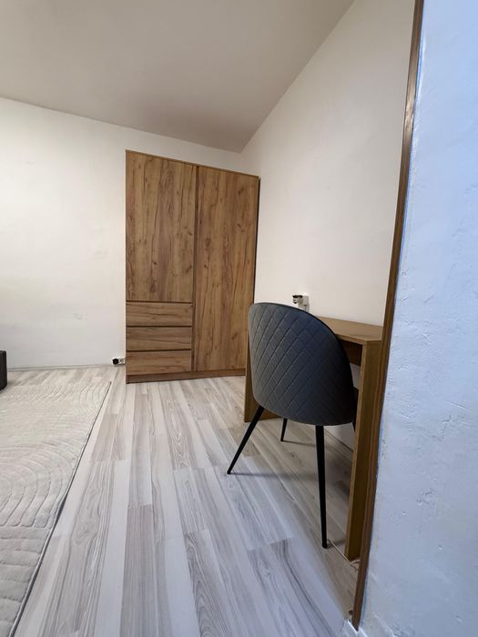 Garsoniera micro 14 confort 1 ( bucătărie / camera/ bai) Se vinde URGENT !!! MOBILAT