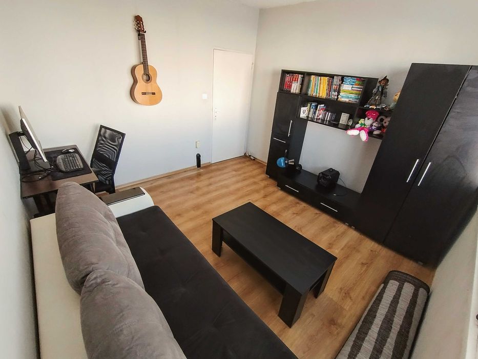 От собственик - Продавам четиристаен апартамент