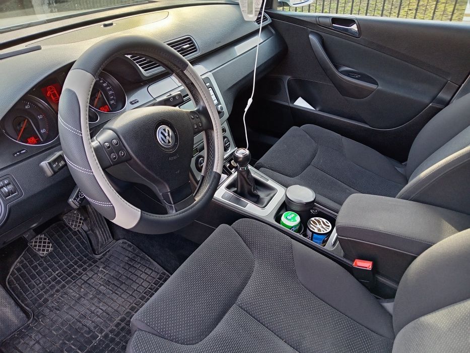Vând Passat b6 1,9 tdi