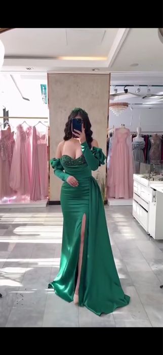 Официална рокля