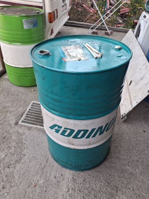 Butoaie otel 200 L