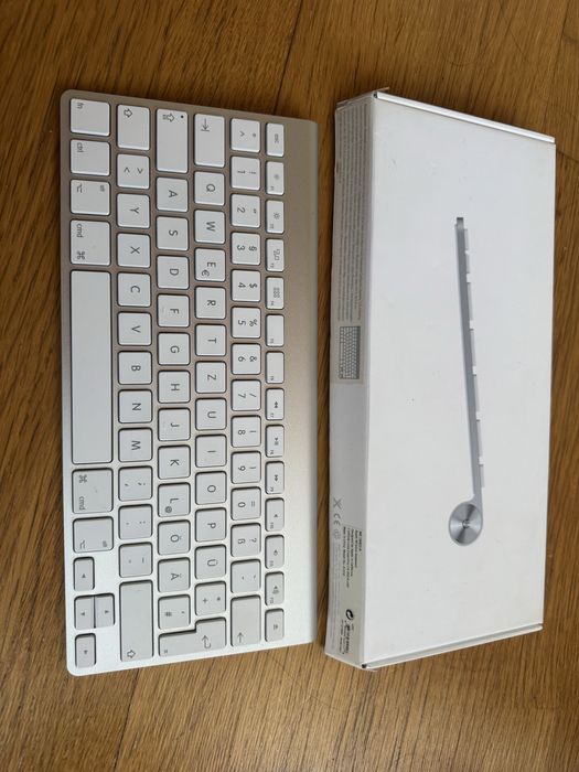 Tastatura  APPLE.  A1314