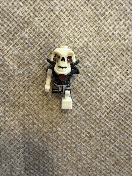 рядък лот от 6 LEGO фигурки